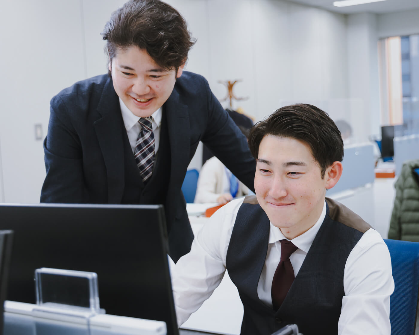 社員02